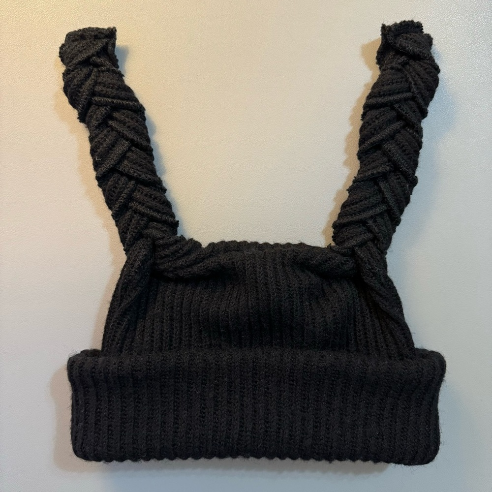 Black Braided pigtail beanie